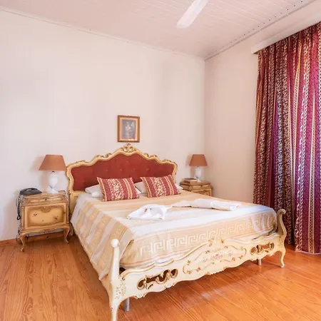 Archontiko Petrettini Boutique