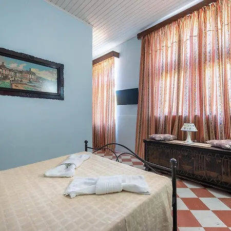 Archontiko Petrettini Boutique 3* Ájosz Joánisz